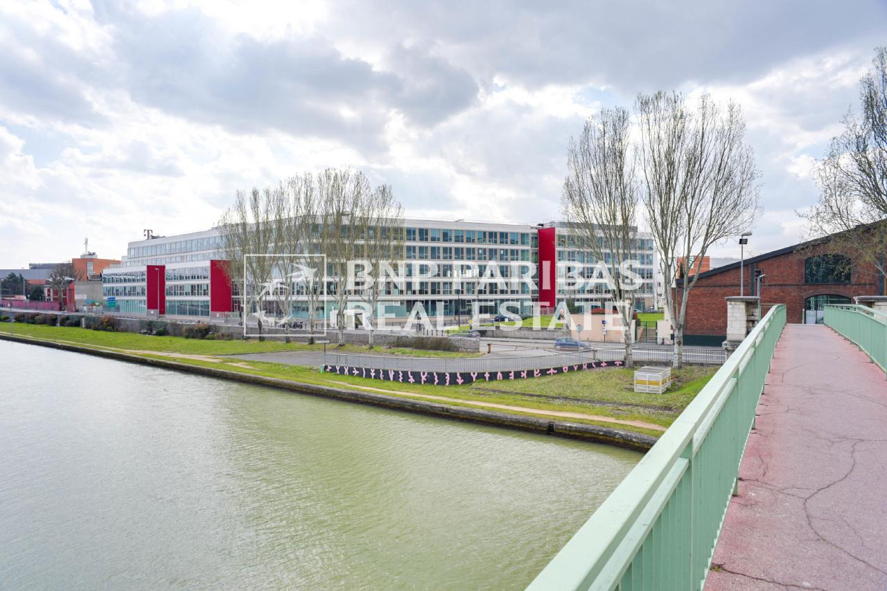 Bureau Saint-Denis 6392m² Location bureau Saint-Denis Seine-Saint-Denis OLBUR2106966 1